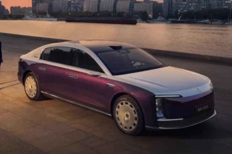 Rolls Royce Huawei Maextro S800