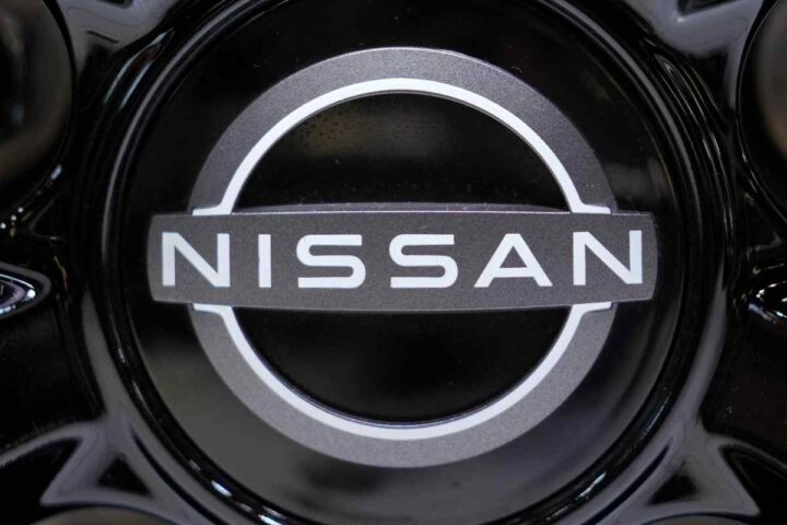 nissan logo
