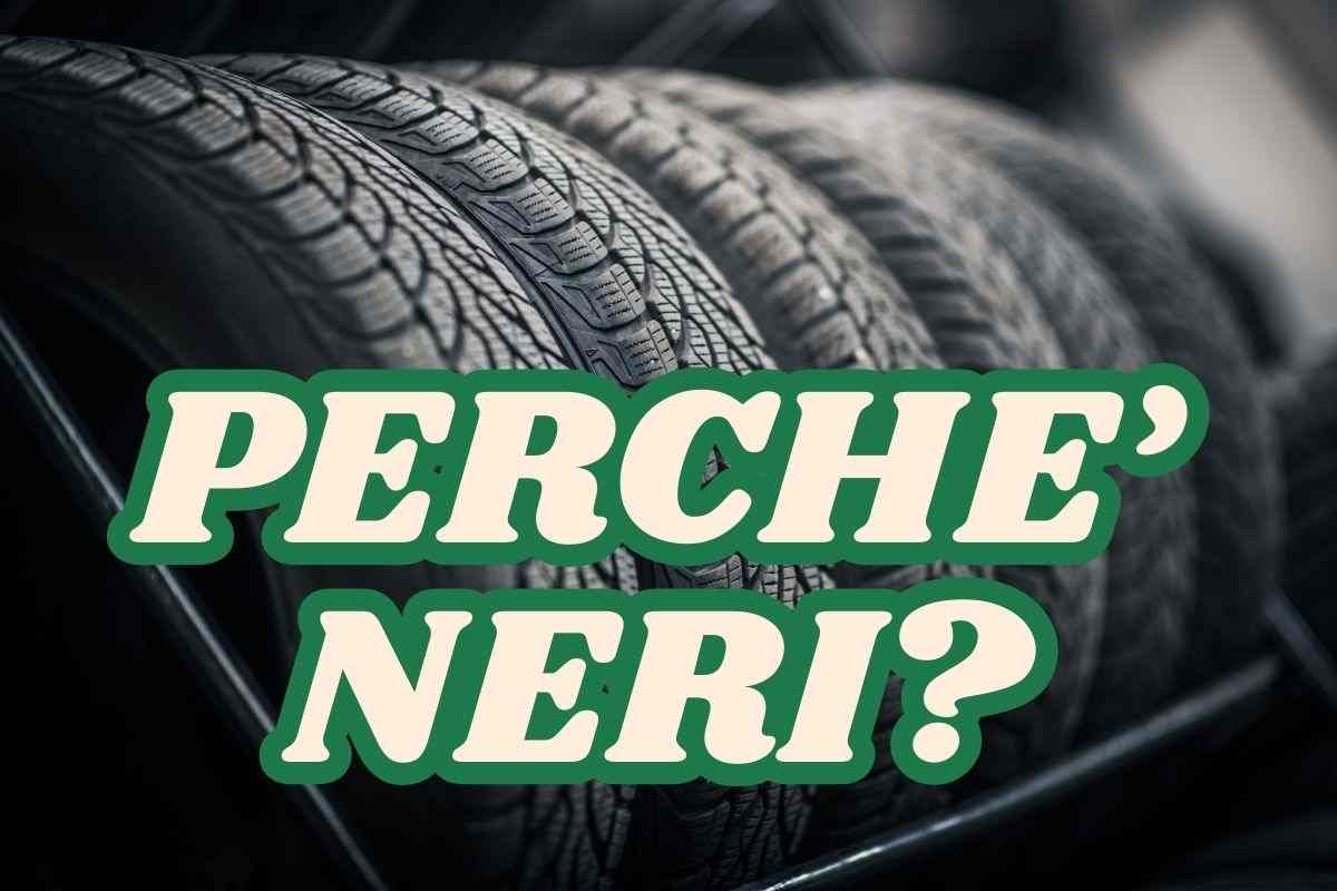 Pneumatici neri bianchi cerchio