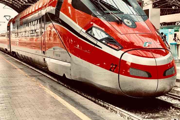 Treno sciopero trasporti