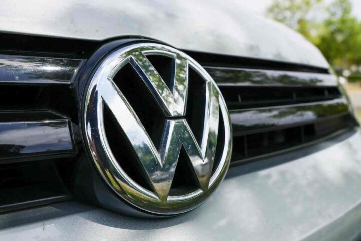 volkswagen logo