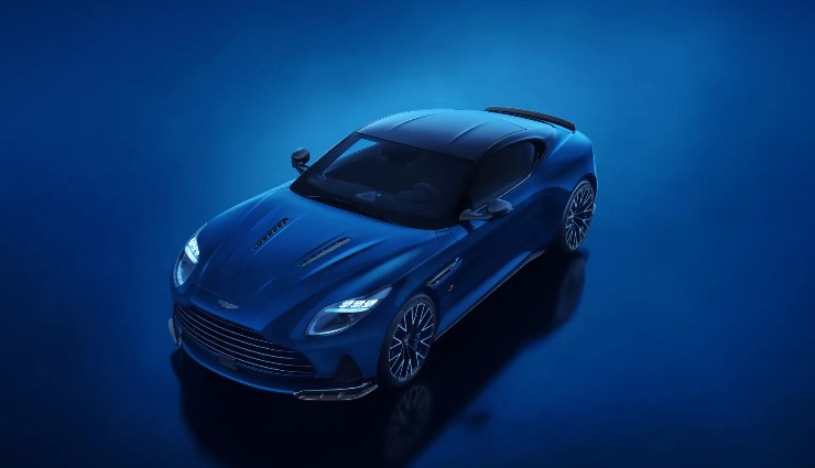 Aston Martin DB12 S 700 cavalli di potenza