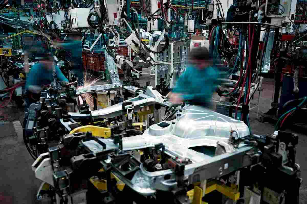 Automotive in ginocchio