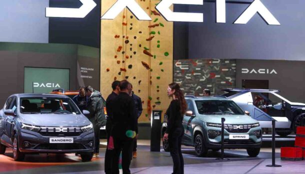 Dacia il modello più amato cambia faccia