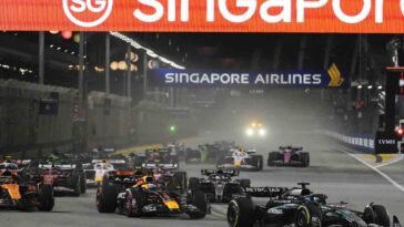 Come fanno a bere i piloti di F1?