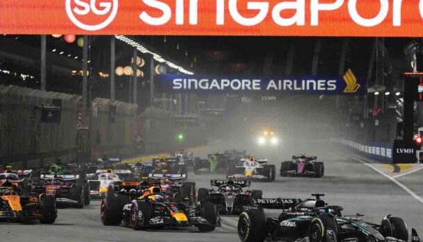 Come fanno a bere i piloti di F1?