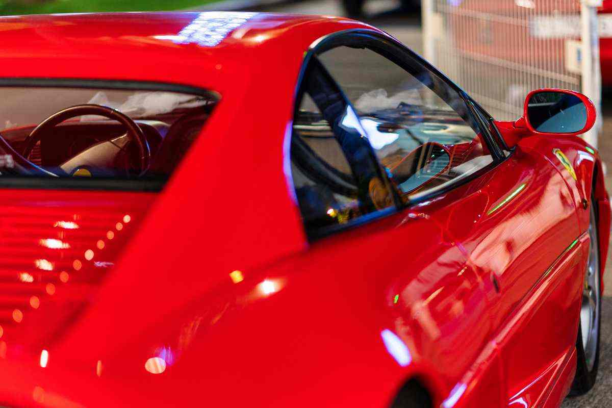 Ferrari prezzo da SUV