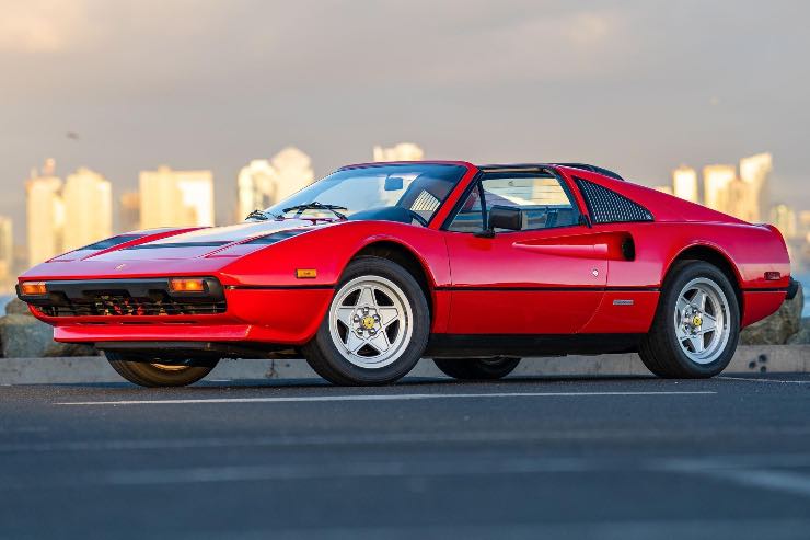 Ferrari 308 GTSi venduto per 60.500 dollari