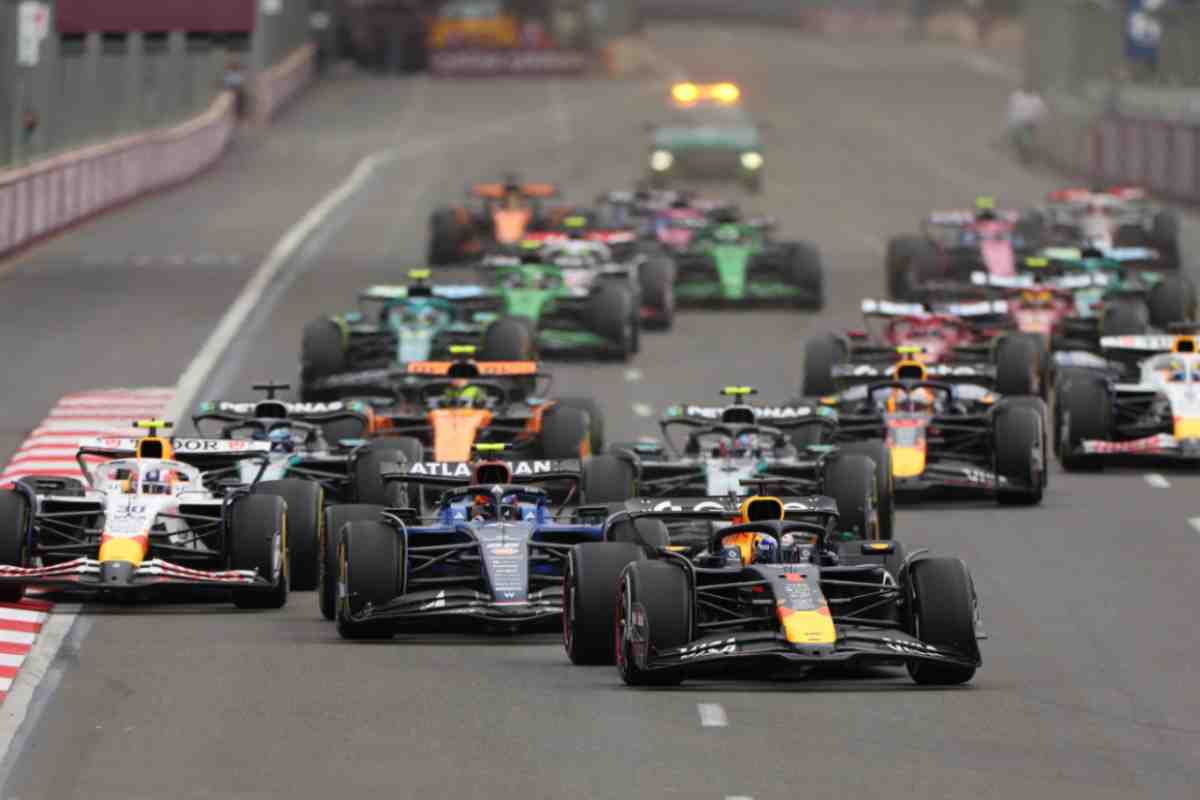 Le monoposto di Formula 1 alla partenza di un GP