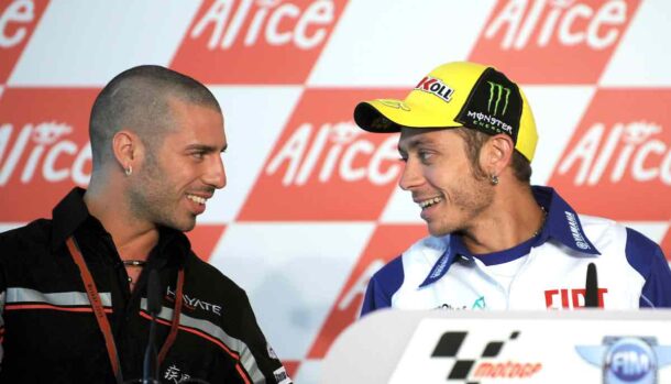 Marco Melandri e Valentino Rossi a gamba tesa sul 2015