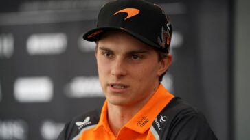 Piastri durante la conferenza