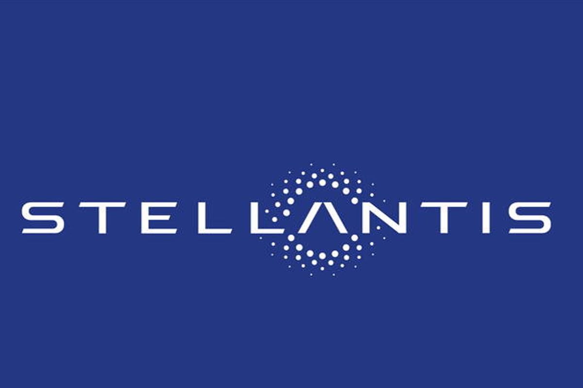 Stellantis costretta a fare marcia indietro