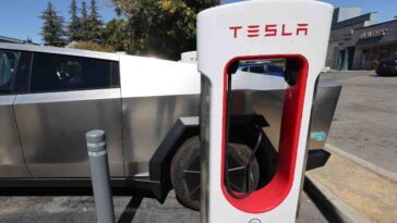 Problemi tecnici per Tesla