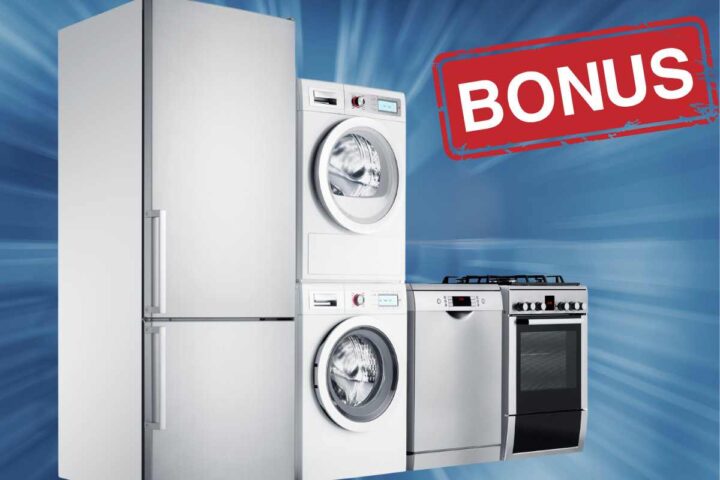 scritto bonus con sotto degli elettrodomestici