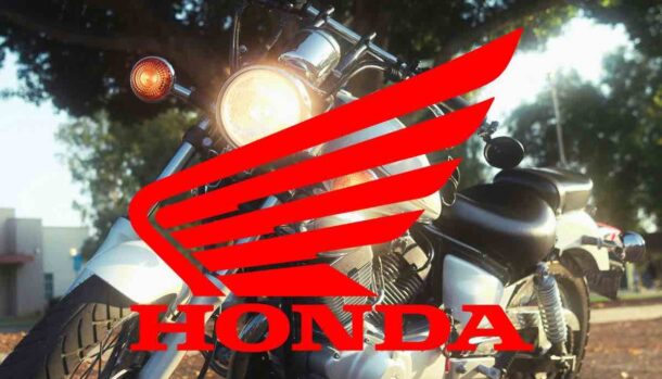 Honda CMX1100 Rebel moto cruiser