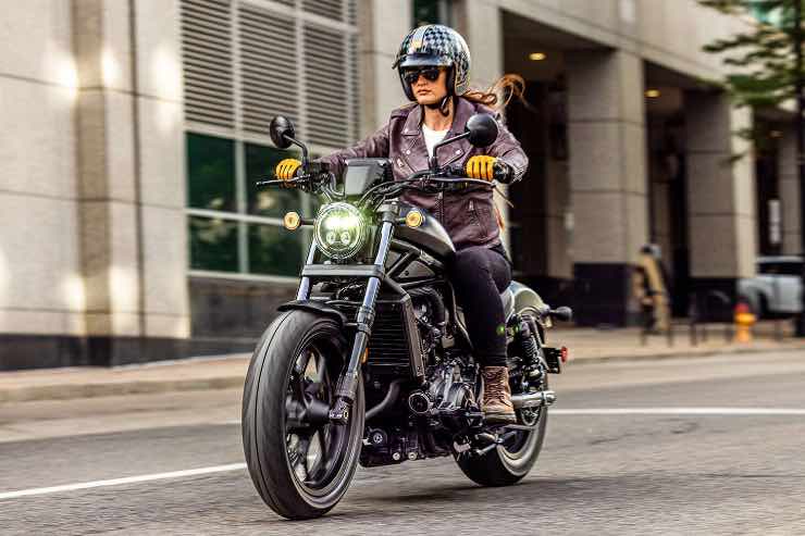 Honda CMX1100 Rebel moto cruiser