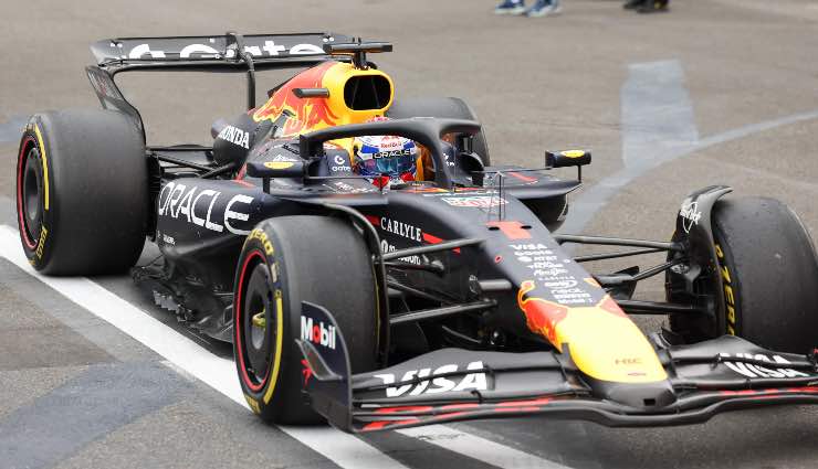 Red Bull F1 Verstappen McLaren