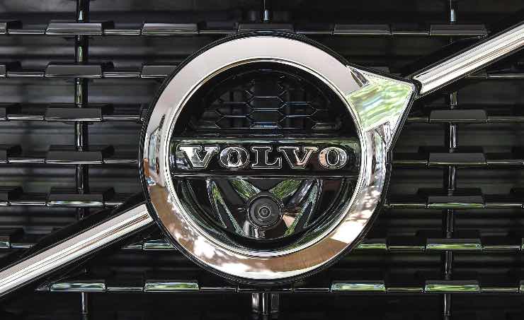 Volvo auto elettrica gratis