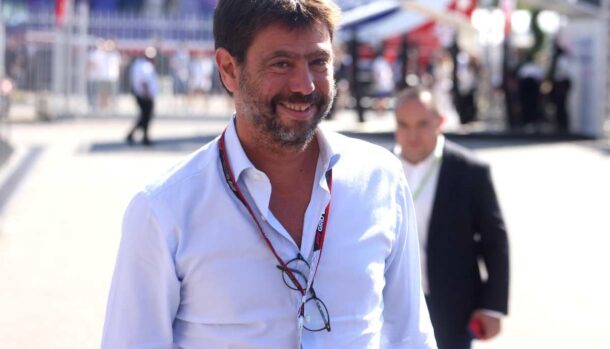 Andrea Agnelli sorride