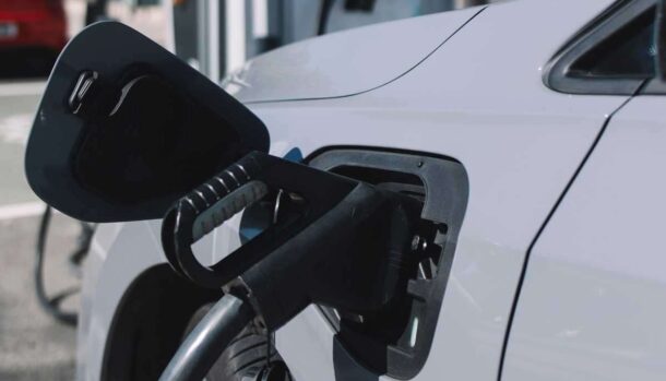 Auto elettrica modello antico