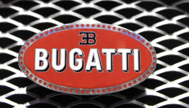Bugatti dramma nell'iconica fabbrica
