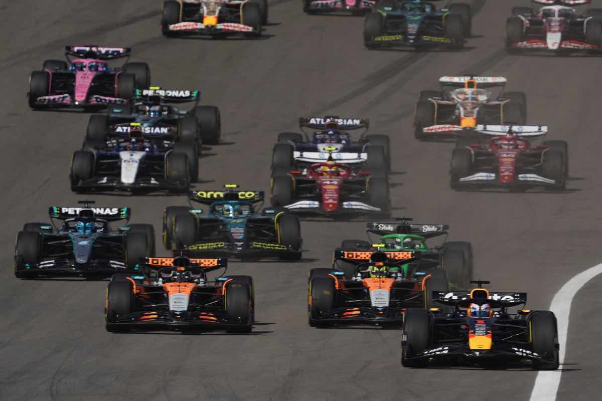 F1 il campione del mondo annuncia il ritiro