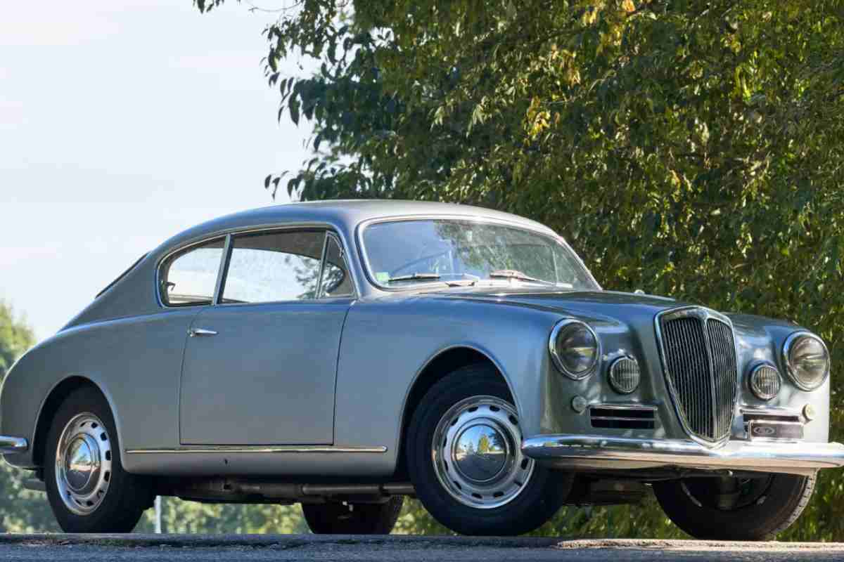 La Lancia che poteva rivaleggiare con Rolls Royce