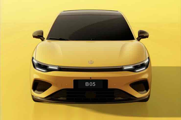 Leapmotor B05 605 km di autonomia