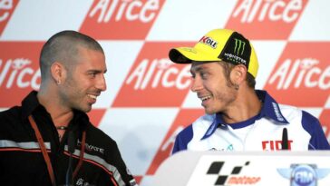 Marco Melandri e Valentino Rossi attacco frontale
