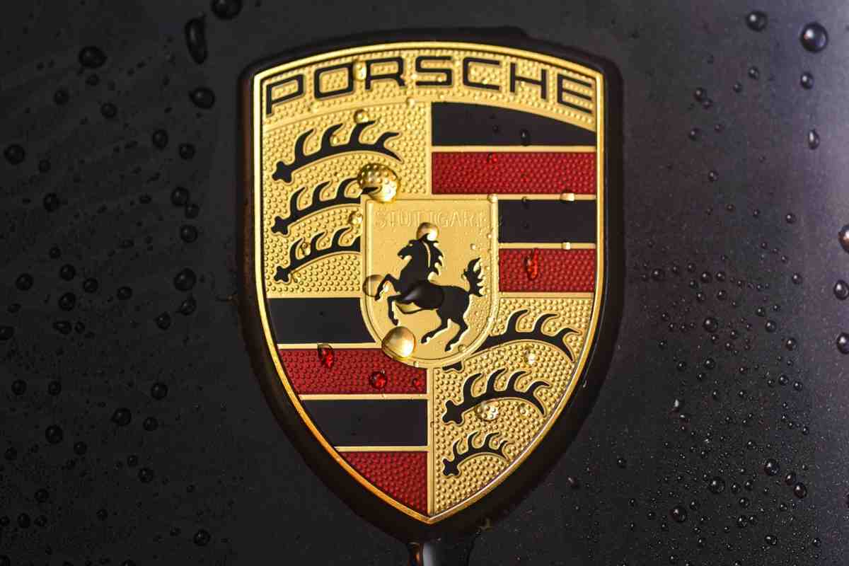 Porsche ritrovata una delle più rare