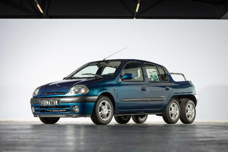 Renault Clio 6 ruote a 3.000 euro