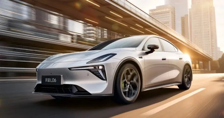 supercar Deepal L06 300 cavalli