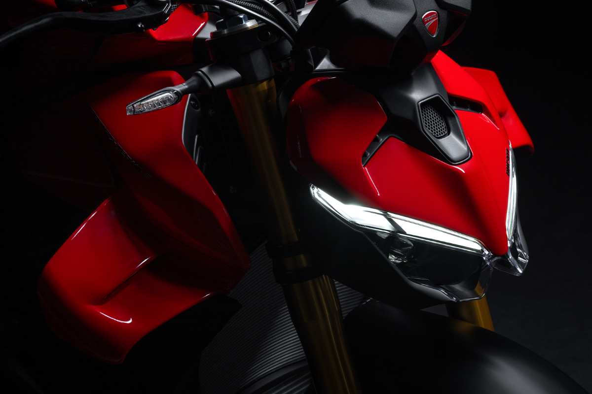 ducati streetfighter v4 