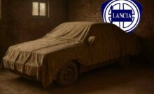 Trovano sotto la polvere la Lancia che era la berlina "apocrifa" della Delta: ciò che accade dopo era insospettabile