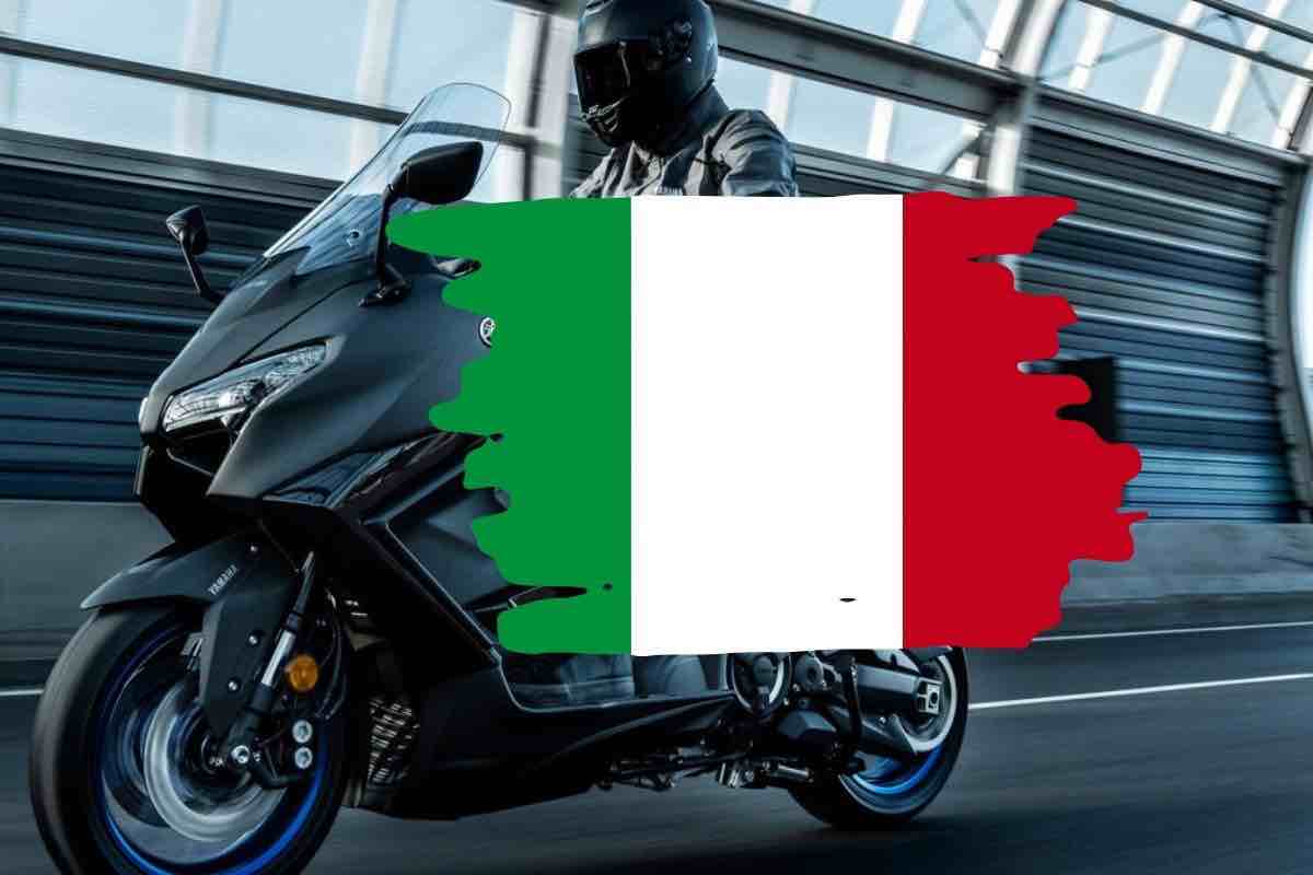 Aprilia SR GT 400 Yamaha Max