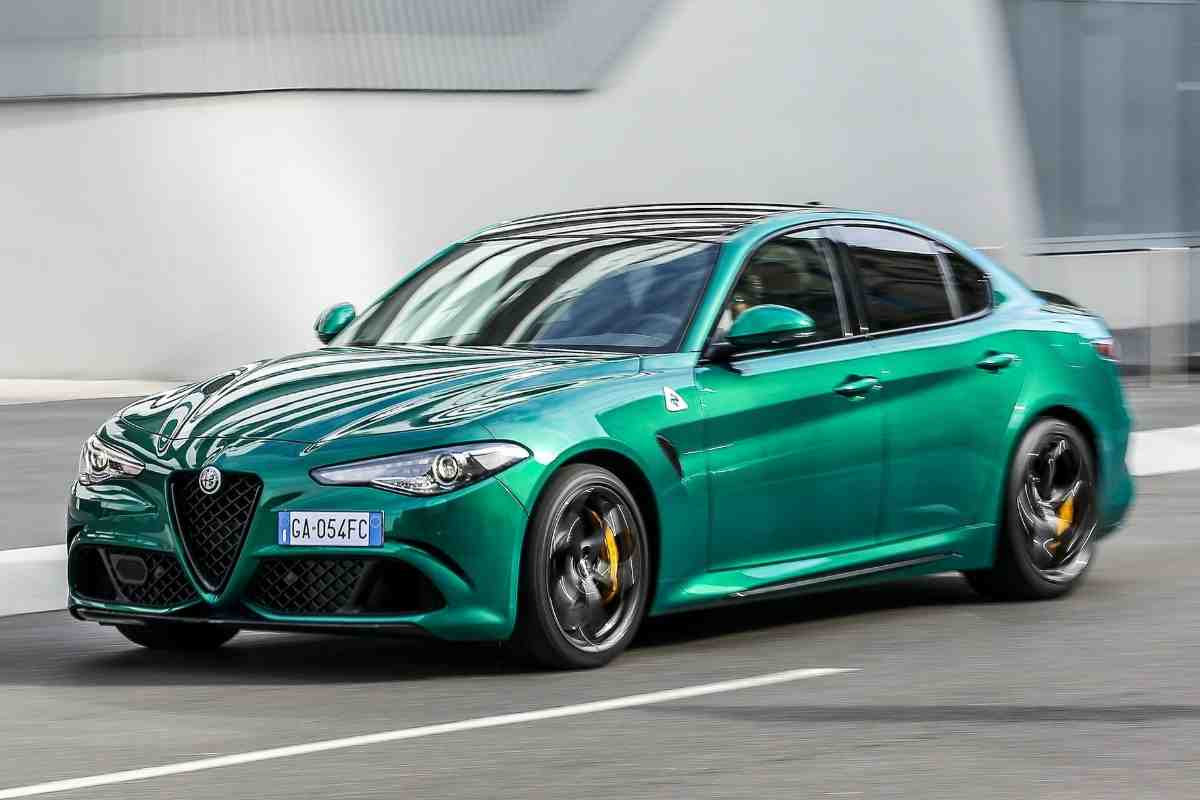 Stellantis corre ai ripari per l'Alfa Romeo