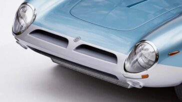 Auto sembra fatta negli anni Sessanta