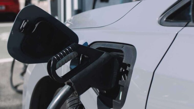 Auto elettrica risolto il problema