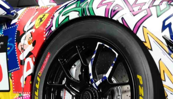 Una Ferrari da tavolo