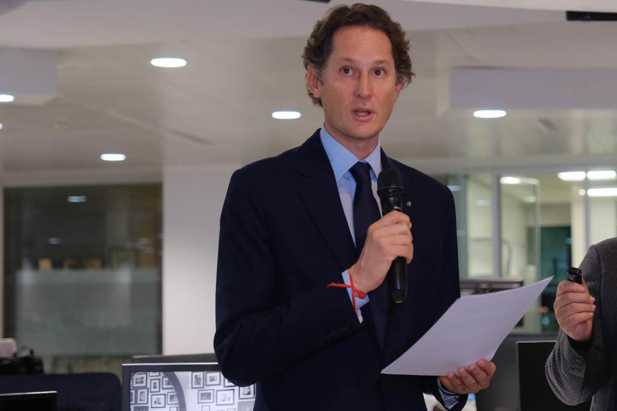 John Elkann costretto ad intervenire