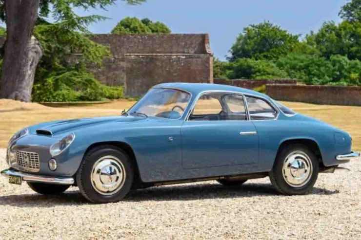 Lancia Flaminia con motore V6