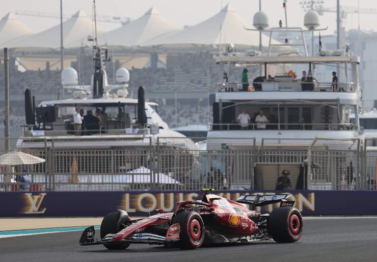 Lewis Hamilton esclude il ritiro