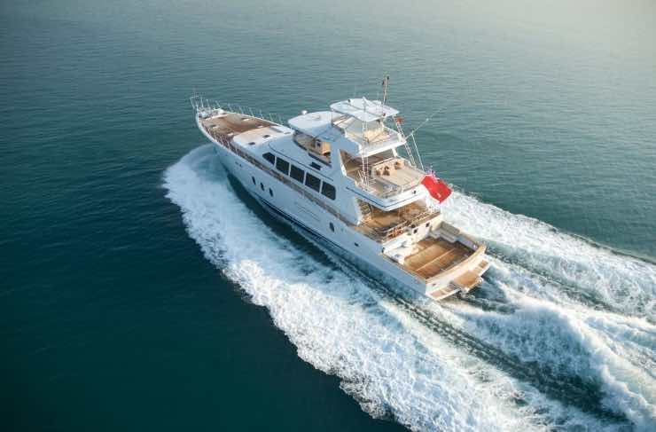 Manutenzione yacht anche 20.000 euro al giorno