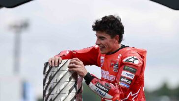 Marquez pronto a copiare Valentino Rossi