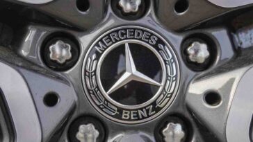 La Mercedes più pacchiana che vedrete oggi