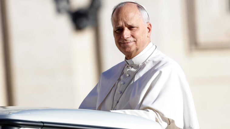 La nuova auto di Papa Leone XIV