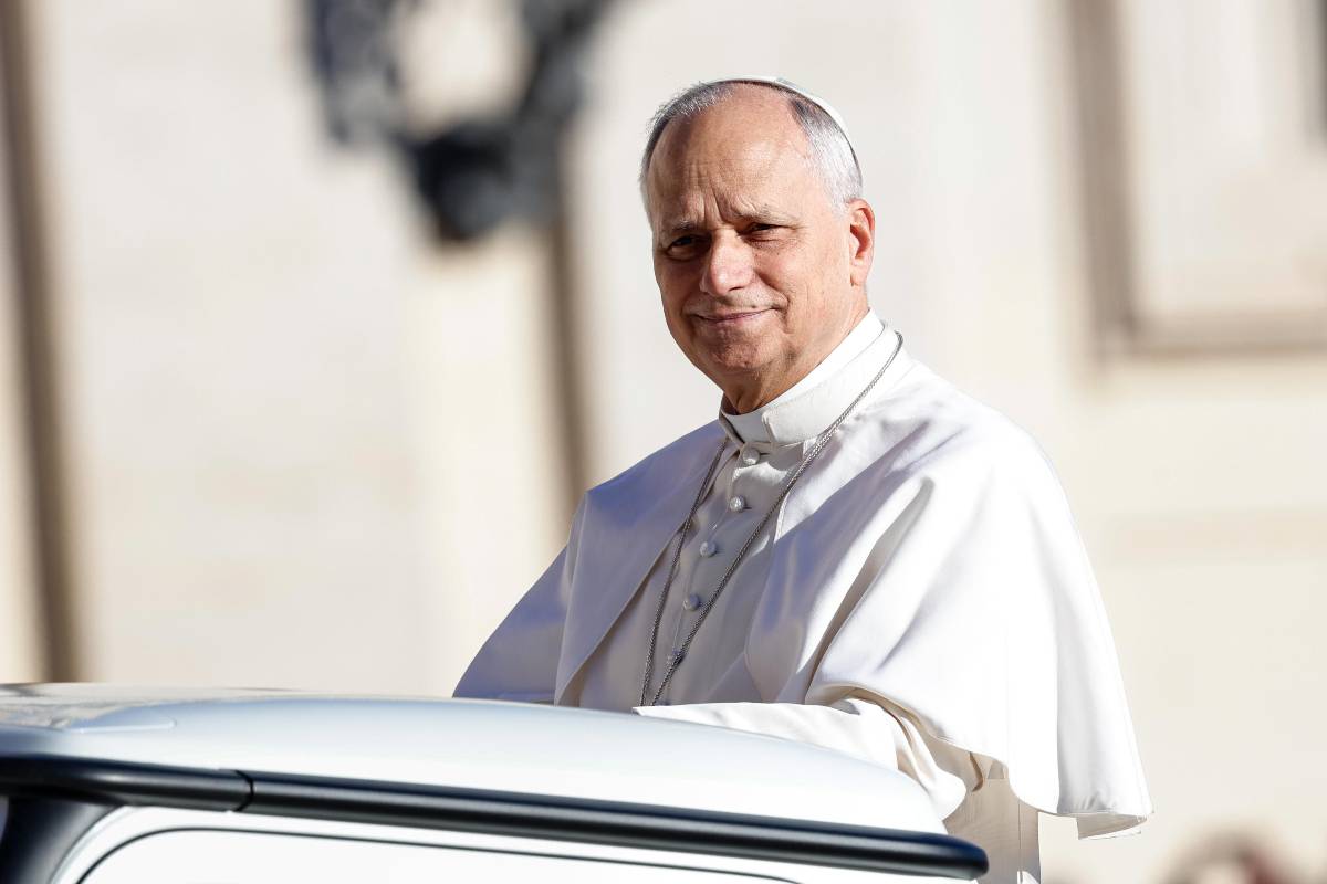 La nuova auto di Papa Leone XIV