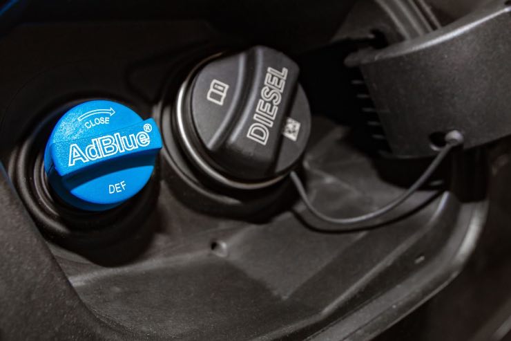 adblue motore auto diesel spia