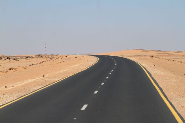 autostrada highway 10 Arabia Saudita rettilineo