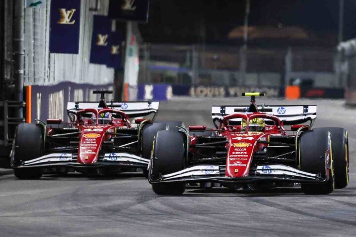 Hamilton e Leclerc in pista con la Ferrari
